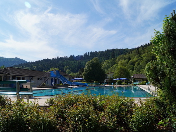 Schwimmbad Schnmnzach Copyright: (Mit freundlicher Genehmigung der Baiersbronn Touristik)