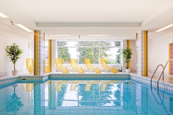 Schwimmbad im Hotel Tannhof im Schwarzwald