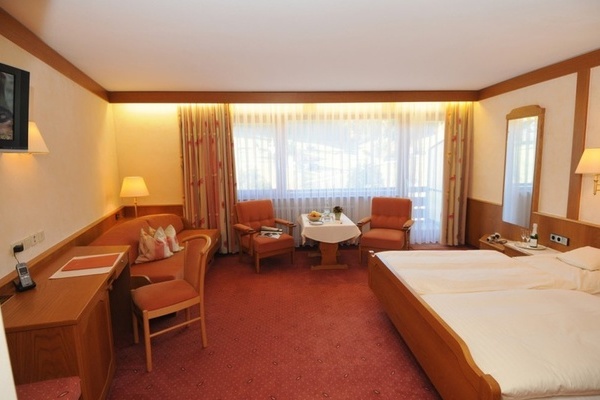 Zimmerbeispiel 1 Zimmerbeispiel 1