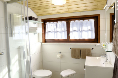 'Badezimmer' 'Badezimmer'