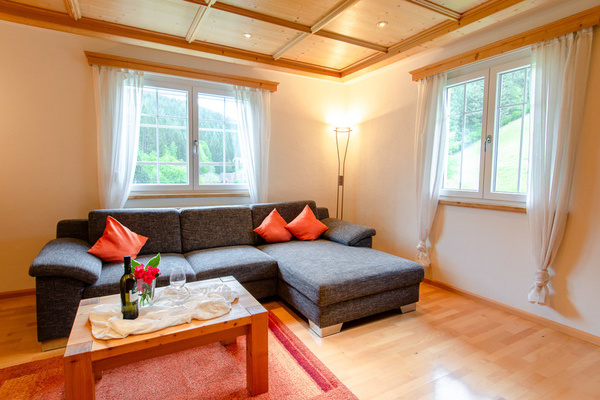 ''"Rose"'' ''"Rose"''