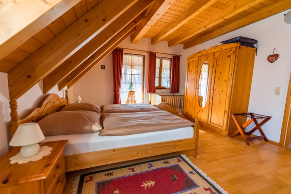 'Schlafzimmer "Mausloch"' 'Schlafzimmer "Mausloch"'
