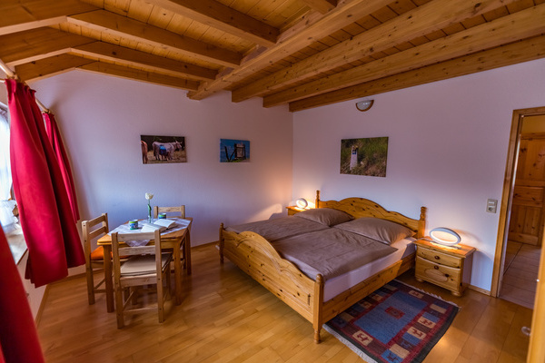 'Schlafzimmer "Schwalbennest"' 'Schlafzimmer "Schwalbennest"'