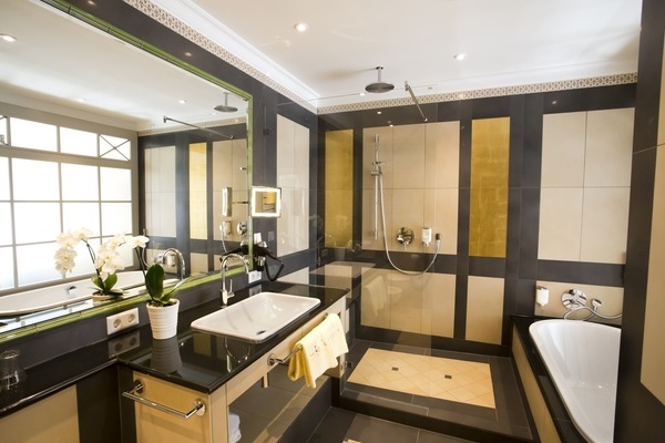 'Badezimmer Suite' 'Badezimmer Suite'