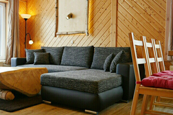 Sofalandschaft der Ferienwohnung Löwenzahn