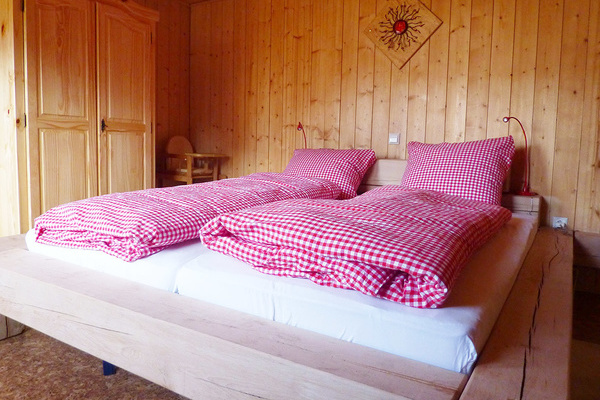 Doppelbett der Ferienwohnung Lwenzahn