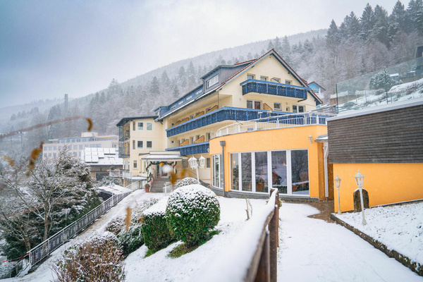 Wellnesshotel Rothfuss in Bad Wildbad im Winter Wellnesshotel Rothfuss in Bad Wildbad im Winter