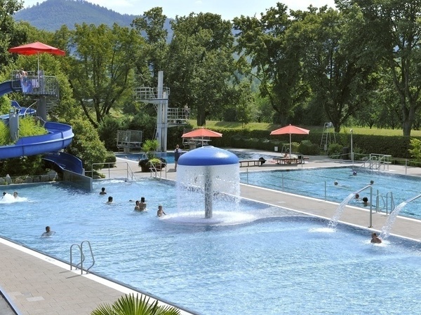 Freibad Oberkirch Bildnachweis:  Renchtal Tourismus GmbH