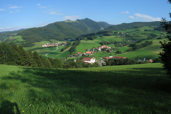 Panoramablick in Oberried Copyright: (Tourist-Information Dreisamtal) Panoramablick in Oberried Copyright: (Tourist-Information Dreisamtal)