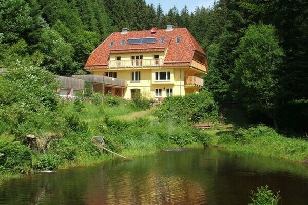 Mit freundlicher Genehmigung der Gemeinde Seewald Mit freundlicher Genehmigung der Gemeinde Seewald