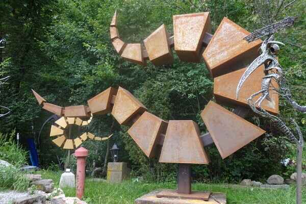 Kunst am Wasserhüsli Copyright: (Mit freundlicher Genehmigung von Tilo Tscheulin) Kunst am Wasserhüsli Copyright: (Mit freundlicher Genehmigung von Tilo Tscheulin)